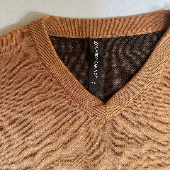 Leonardo Gavino Size Large Brown Sweater - Stylish and Comfortable - Picture 3 of 5